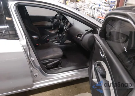 2015 Dodge Dart Sxt z USA, uszkodzony, nr VIN 1C3CDFBB9FD174402